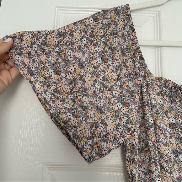 NWT Sienna Sky Floral Dress - Picture 3 of 9